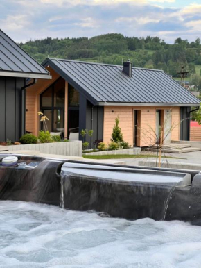 DOMKI NA LUZIE Luksusowe domki z basenem i jacuzzi w górach